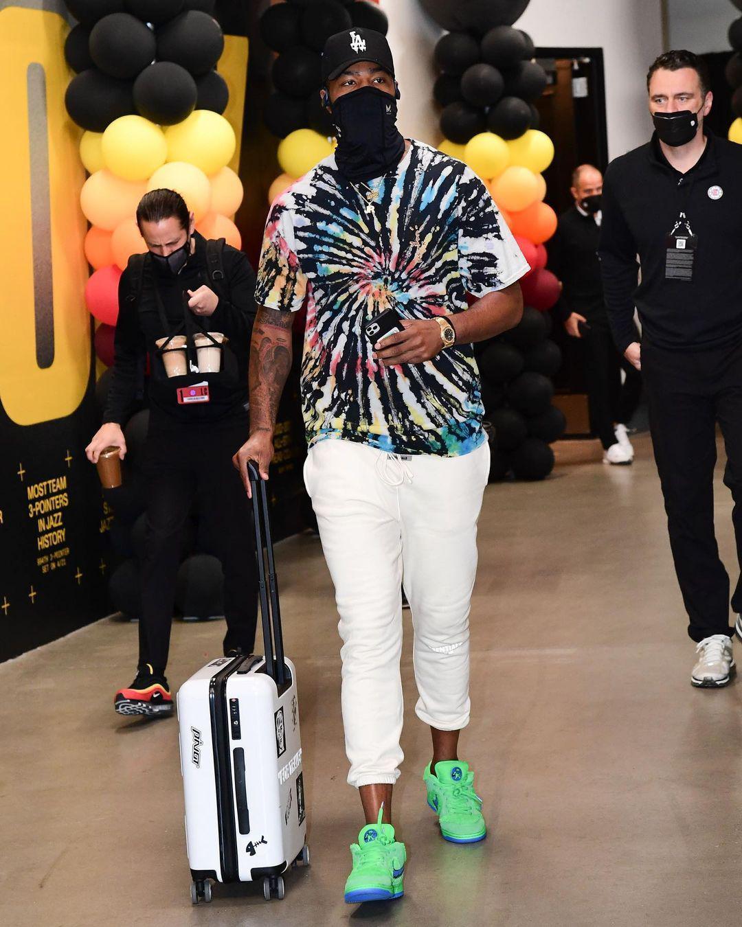 今天的nba季后赛球员通道