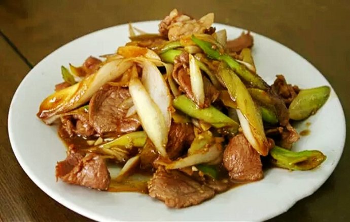 老北京的羊肉有三种吃法分别是炮烤和涮为何只剩下一种