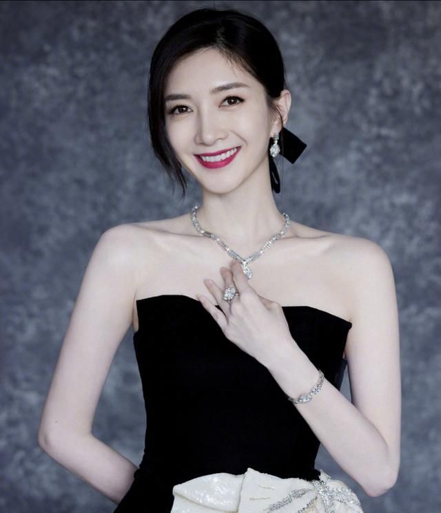 《欢乐颂3》全员大换血,男演员阵容正式出炉,赌王女婿让人惊喜休闲区蓝鸢梦想 - Www.slyday.coM 《欢乐颂3》全员大换血,男演员阵容正式出炉,赌王女婿让人惊喜休闲区蓝鸢梦想 - Www.slyday.coM