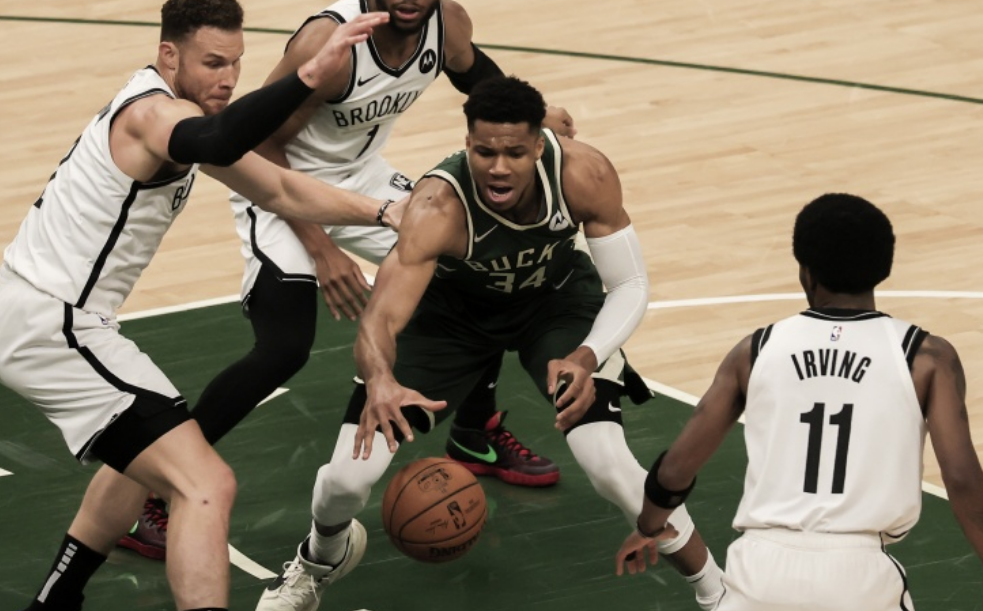 3分11板6盖帽！雄鹿神锋7中1但帽翻篮网，大比分1休闲区蓝鸢梦想 - Www.slyday.coM