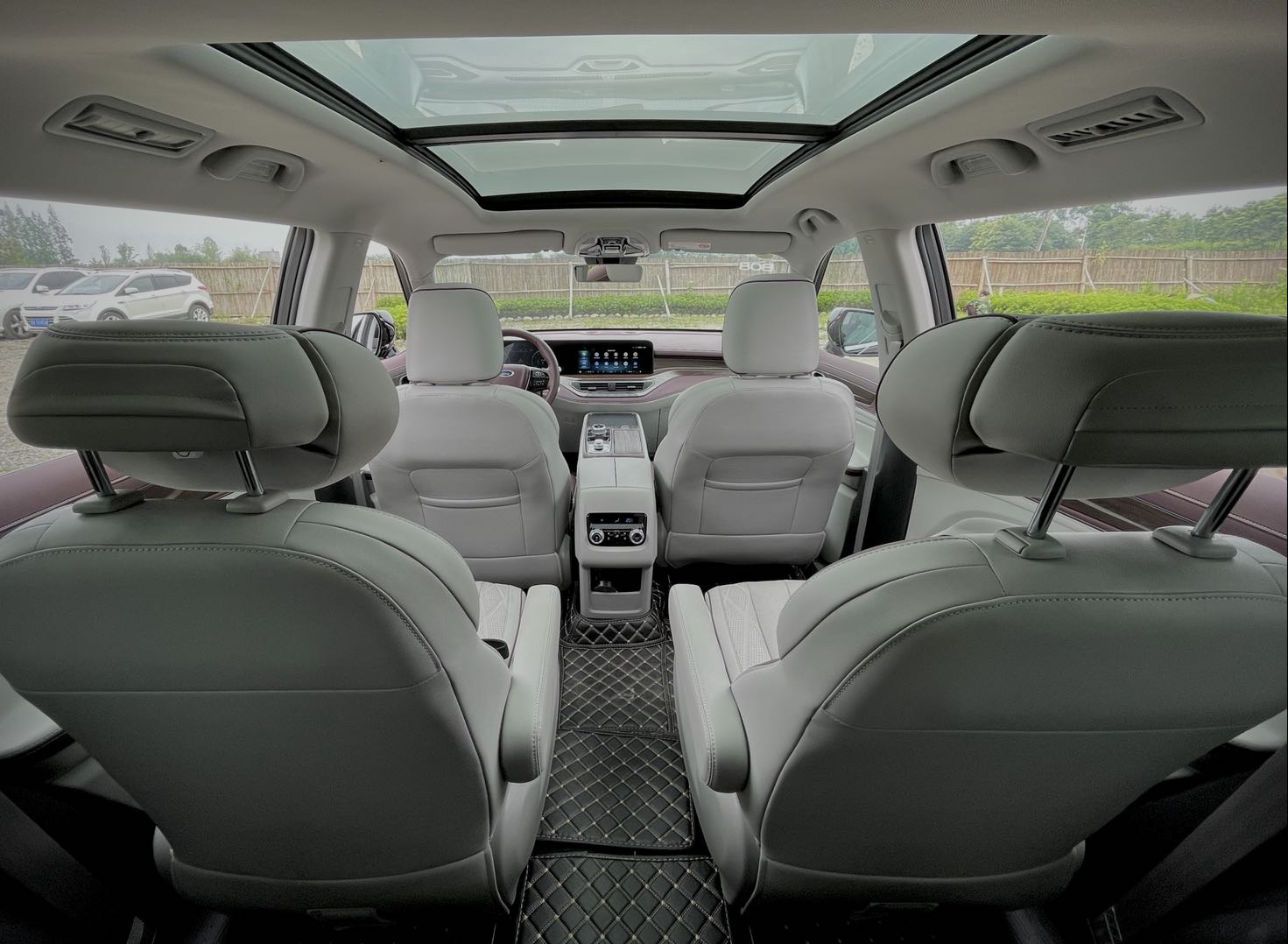 试福特领裕20万元级6座就很舒服