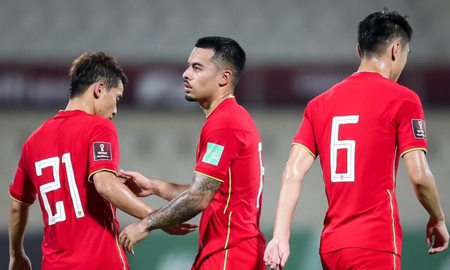 评分国足5:0马尔代夫:按表现16名球员分4组,2人惊喜2人失望休闲区蓝鸢梦想 - Www.slyday.coM 评分国足5:0马尔代夫:按表现16名球员分4组,2人惊喜2人失望休闲区蓝鸢梦想 - Www.slyday.coM