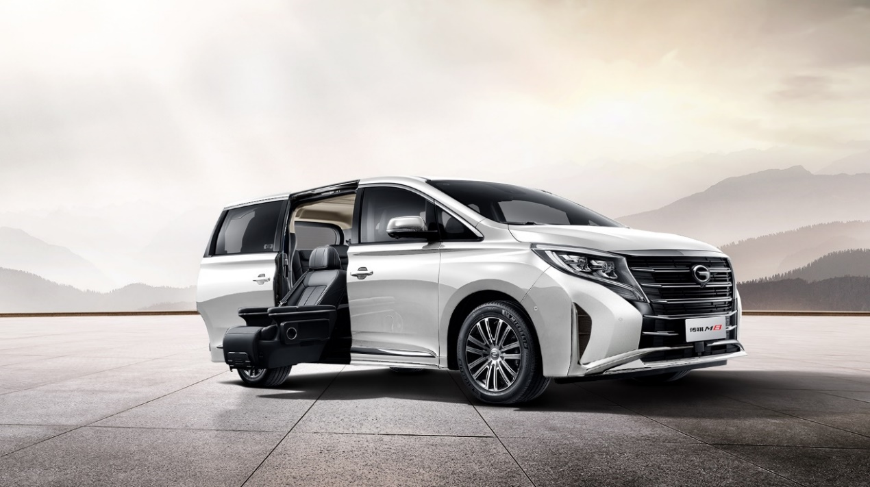 重庆车展丨以豪华吸引以奢华征服传祺m8大师四座版