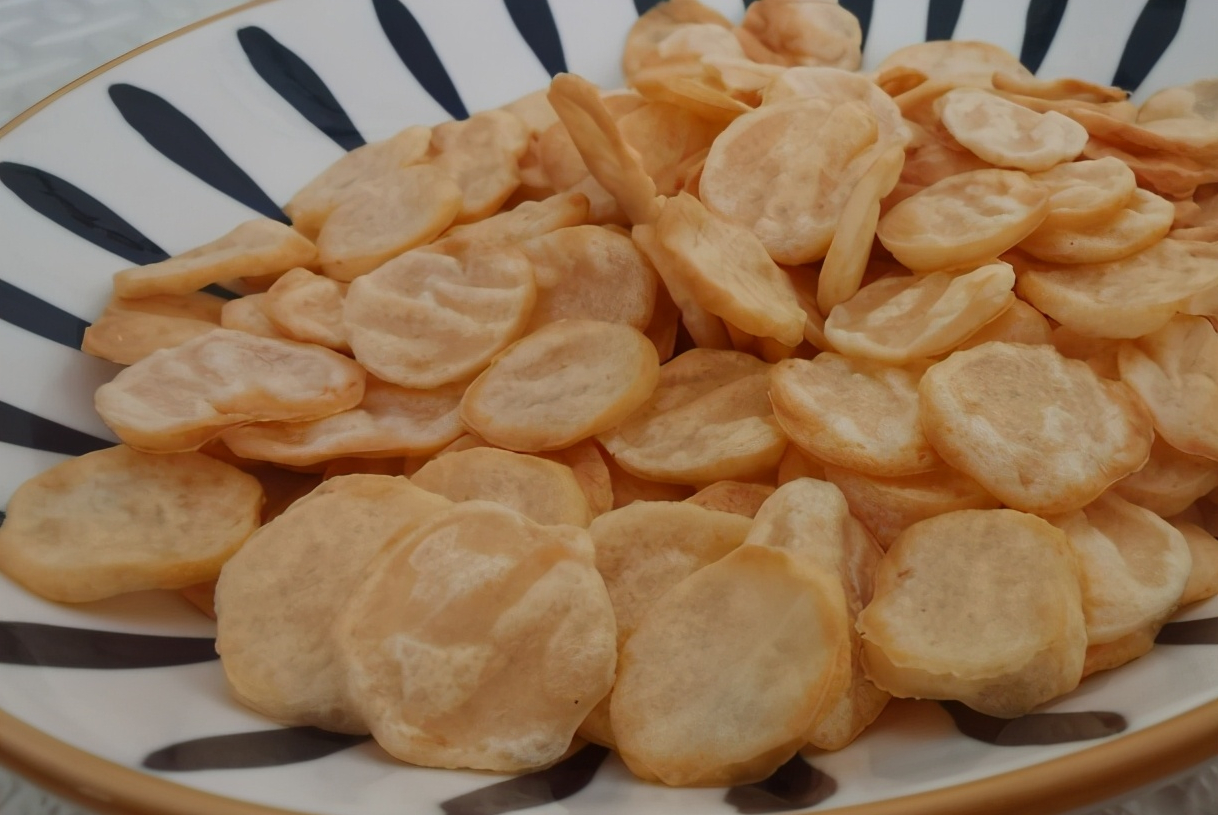 外面酥酥脆脆的烤箱版虾片