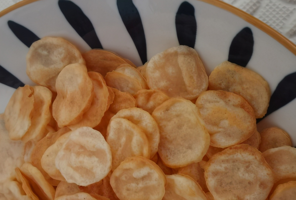 外面酥酥脆脆的烤箱版虾片