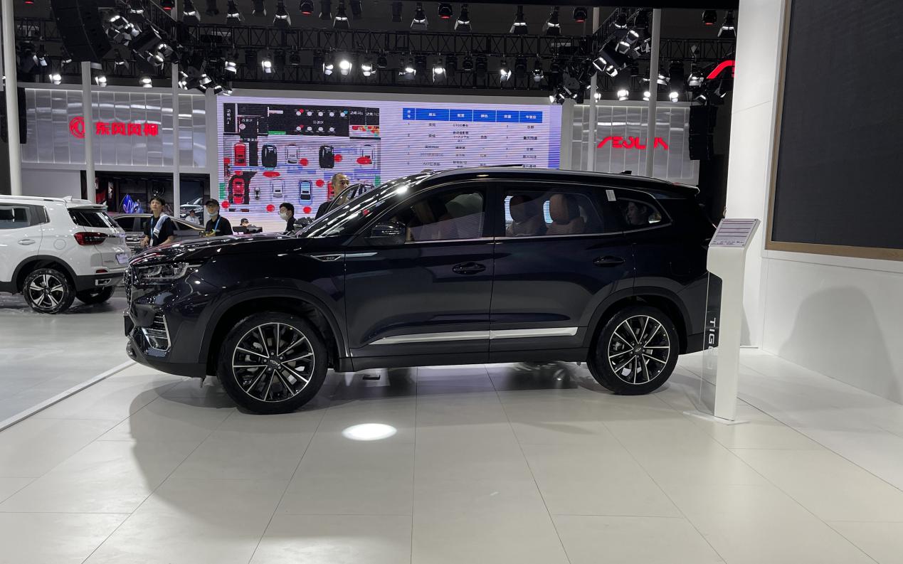 瑞虎8 plus六座版正式上市,10多万就可开回家,你会考虑吗?