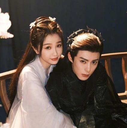 女演员太拼了,看到虞书欣拍戏的片场照,瞬间被她圈粉休闲区蓝鸢梦想 - Www.slyday.coM