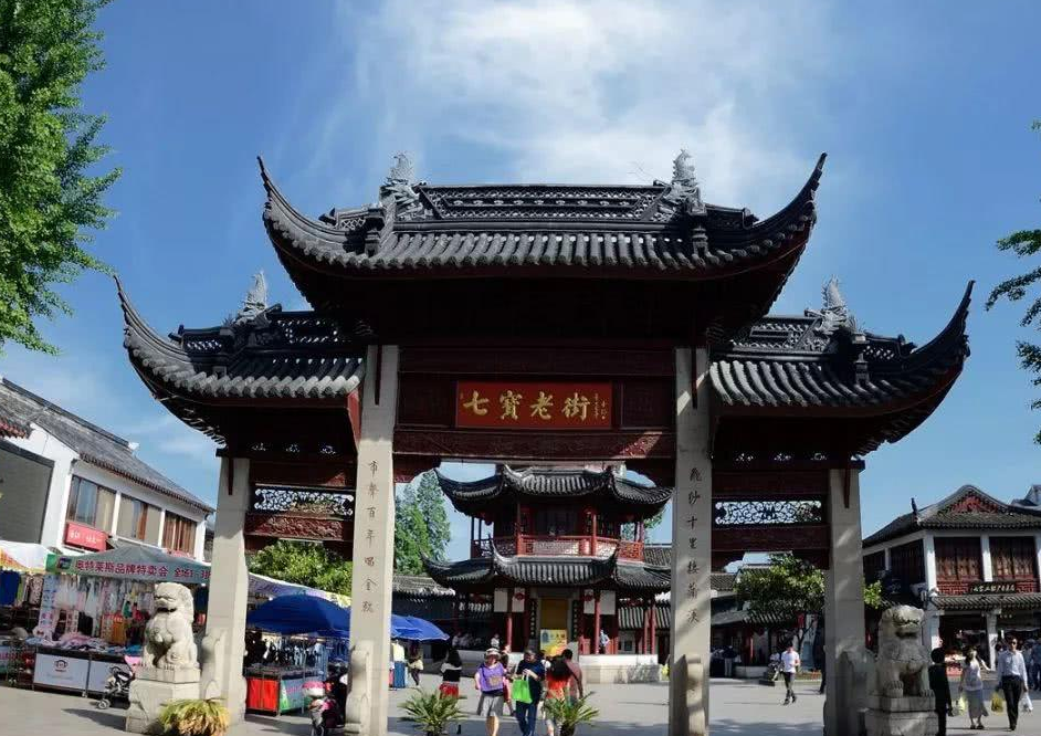 上海有一千年老街,古韵十足门票免费,而且是一处"美食天堂"