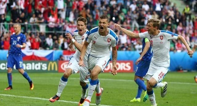 欧洲杯看台:波兰vs斯洛伐克 客队有能力拿分