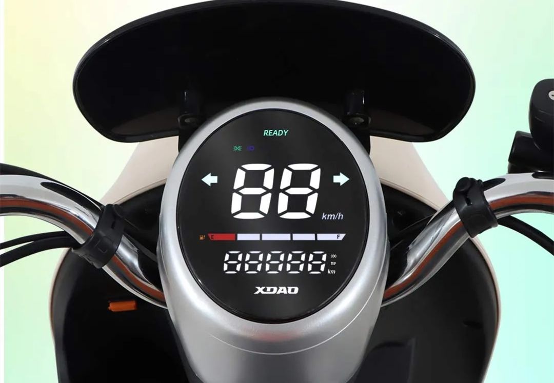小刀推出长续航电轻摩k3,配备60v23ah电池,续航达到120公里!-新浪汽车