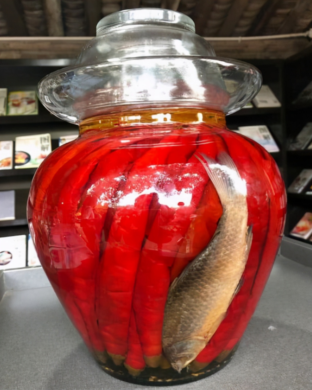 它就是鱼辣子,鱼香味的来源炒这道菜要快炒快出,肉丝炒时间长了就老了