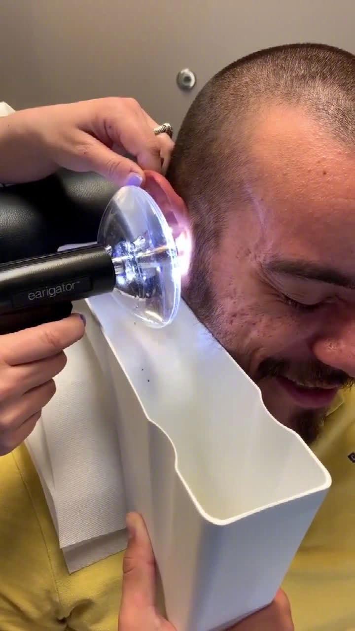 来看看专业人士怎么"洗耳朵"的