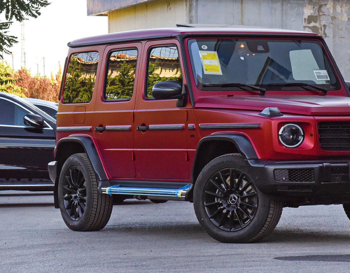 奔驰大g新车型上市哑光锆石英红车漆搭40t动力限量500台