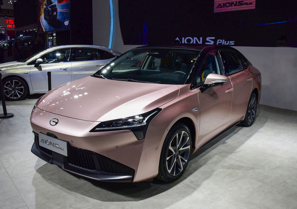 销量创新高,aion s plus正式亮相,广汽埃安的4年布局终于大成