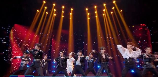 r1se解散周震南何洛洛焉栩嘉等人发文表达不舍