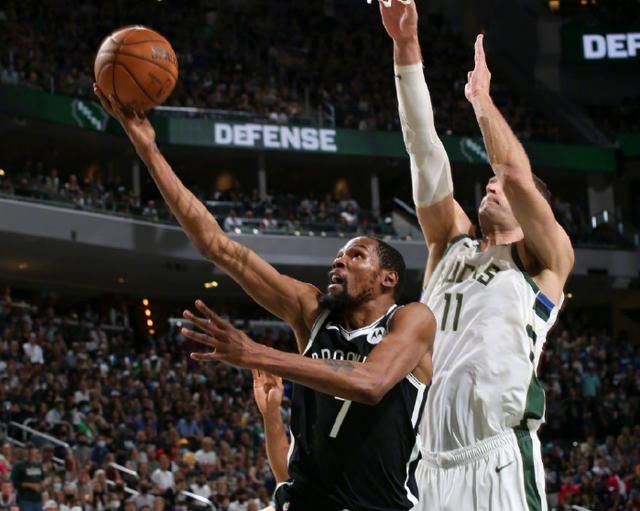 字母哥疑似垫脚导致欧文受伤离场!本人回应:希望他尽快康复休闲区蓝鸢梦想 - Www.slyday.coM 字母哥疑似垫脚导致欧文受伤离场!本人回应:希望他尽快康复休闲区蓝鸢梦想 - Www.slyday.coM