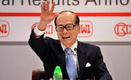 这4种耳朵的人,不论男女,天生富贵命,越老越有钱!