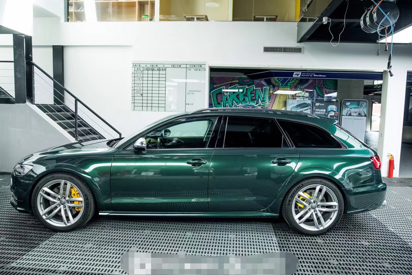 膜呗改色案例:奥迪a6 allroad改色哥特兰绿 源自西欧的颜色