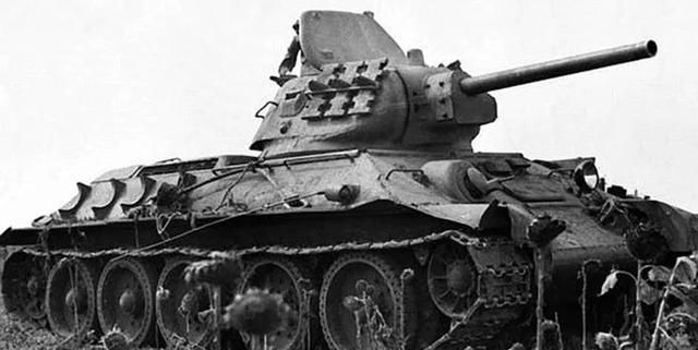 t-34坦克战损率奇高,只剩1万辆幸存,背后是巨大的牺牲!