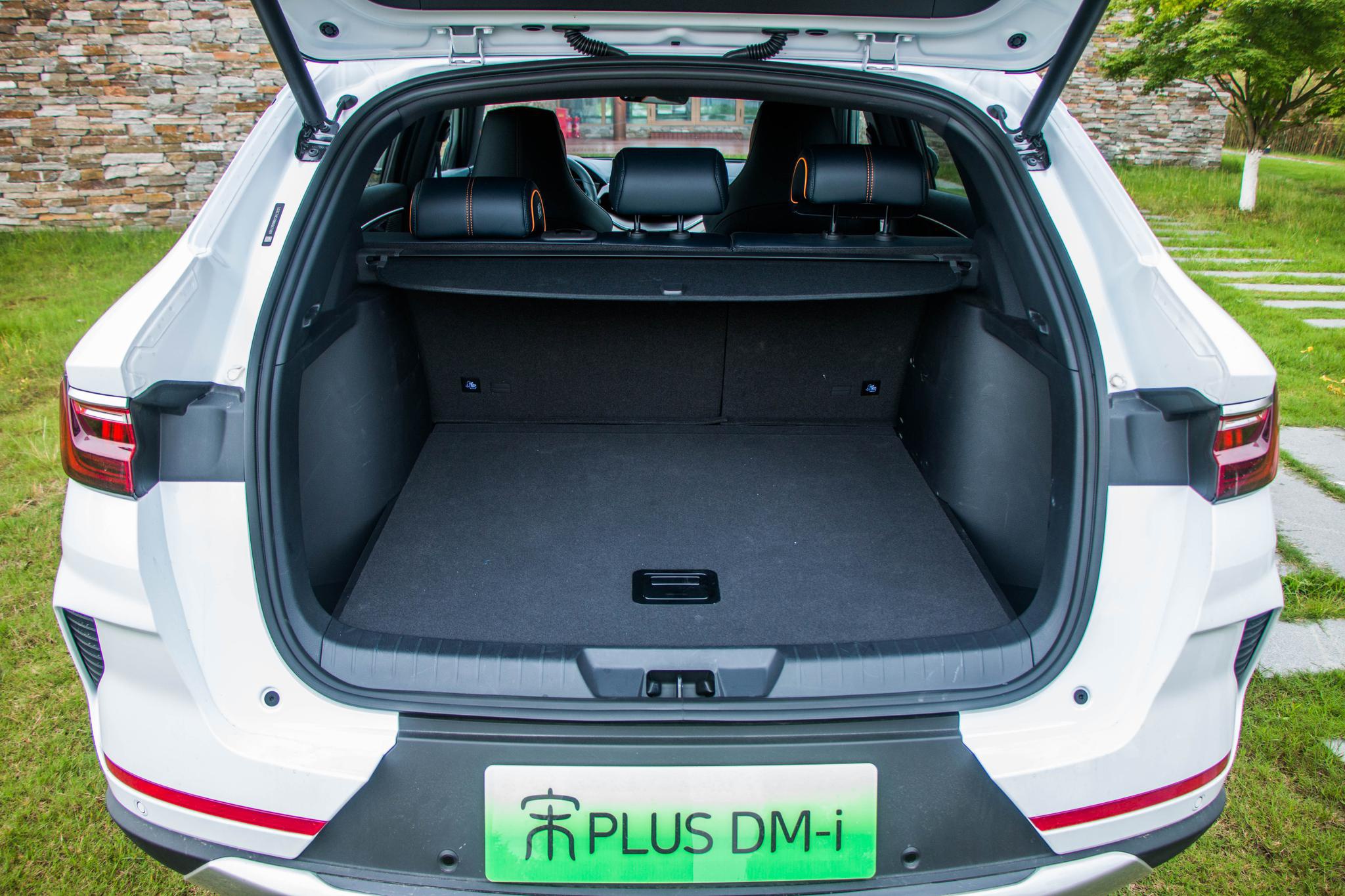 凭实力突围比亚迪宋plusdmi深度试驾