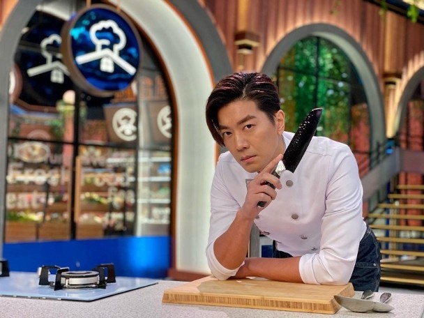 曝黎诺懿老婆怀二胎 老婆李洁莹家世虽有钱但黎诺懿靠自己养她