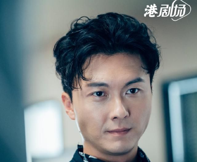 还有王浩信的加盟,这一位演员主演的电视剧获得很好的口碑,还获得了视