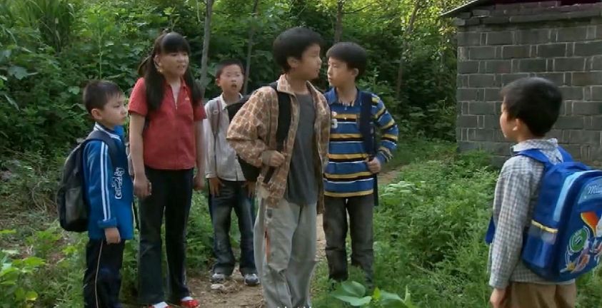 7岁小女孩借给同学1元钱,过了一年还没还,妈妈的做法引人深思休闲区蓝鸢梦想 - Www.slyday.coM