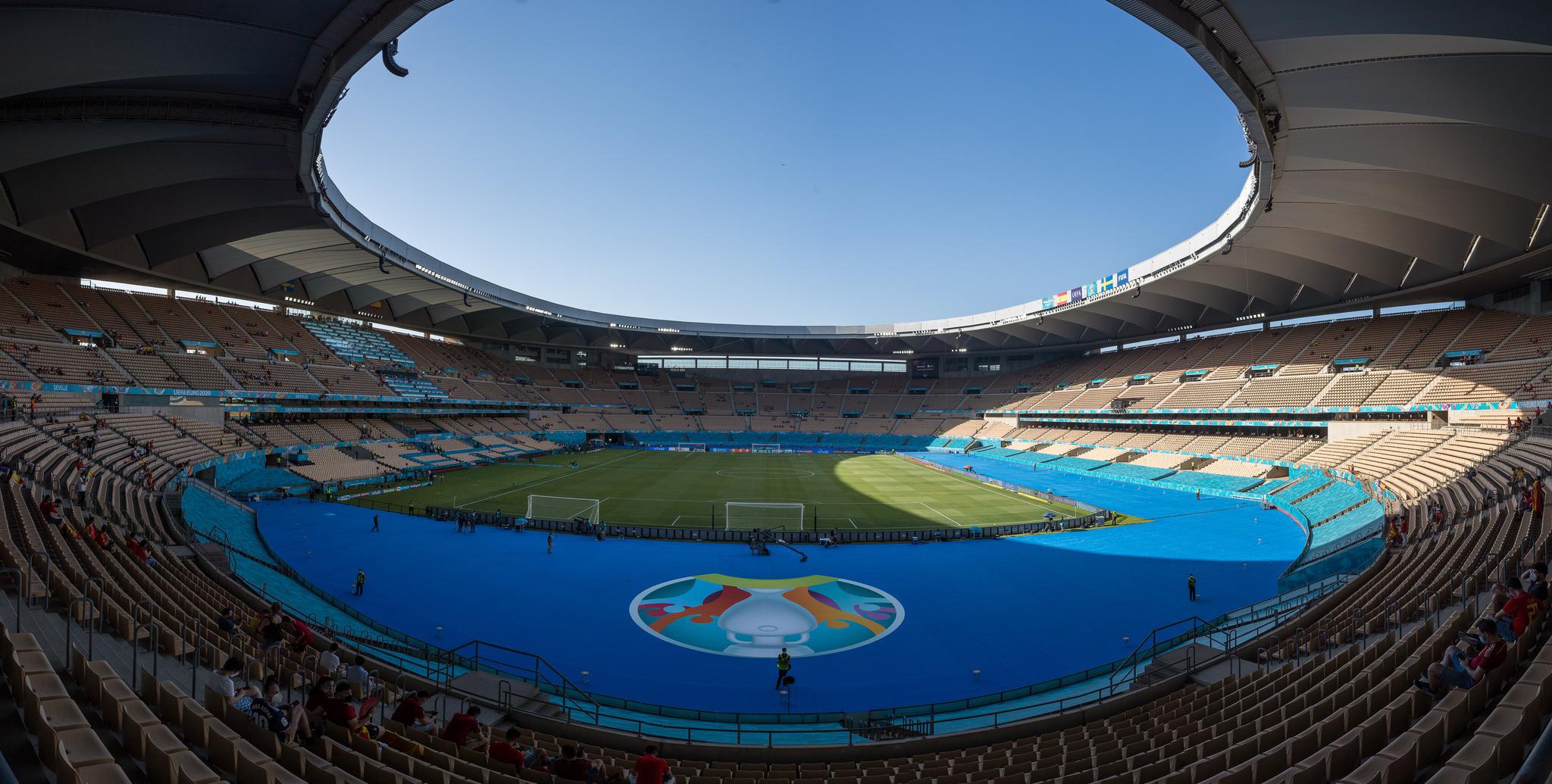 这是6月14日拍摄的西班牙塞维利亚卡尔图哈体育场.