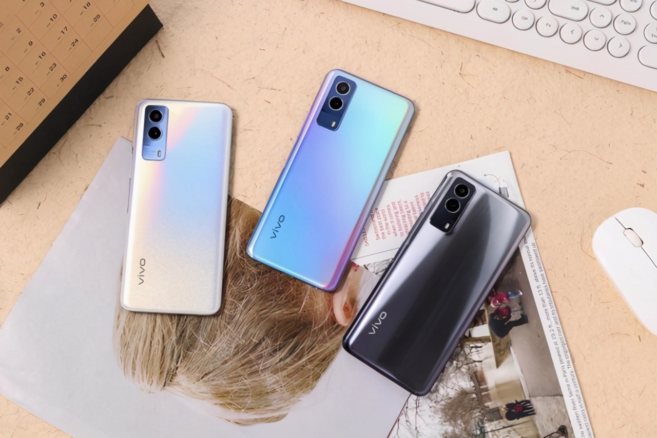 内置5000mah的大电池vivoy53s成618换机首选