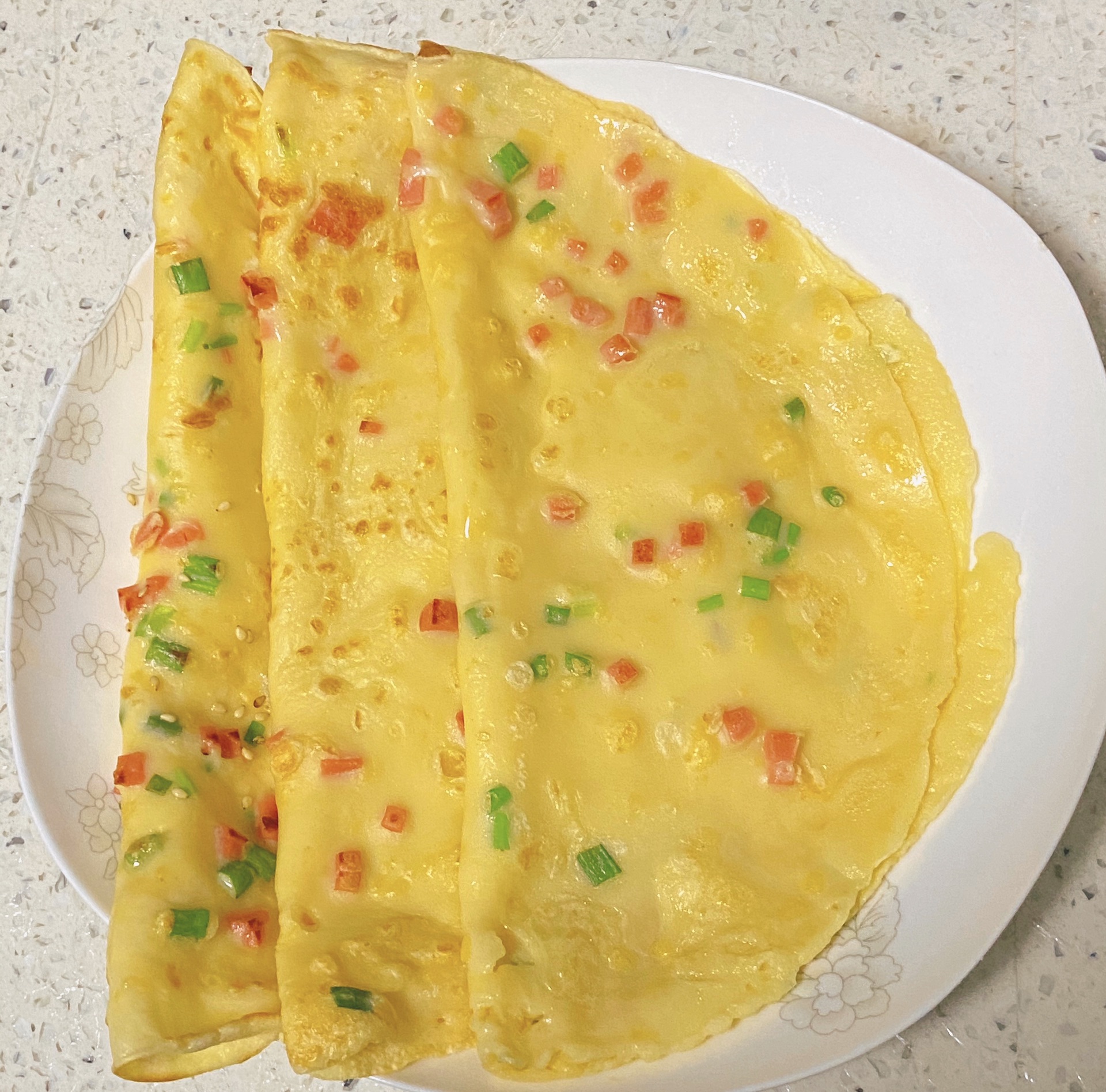 香软金黄的早餐鸡蛋饼,营养美味,几分钟就能搞定|鸡蛋饼|早餐|美味_新