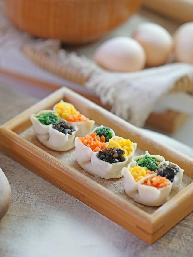 平时在饺子店吃不到的四喜蒸饺,菊子教你在家做,寓意吉祥如意