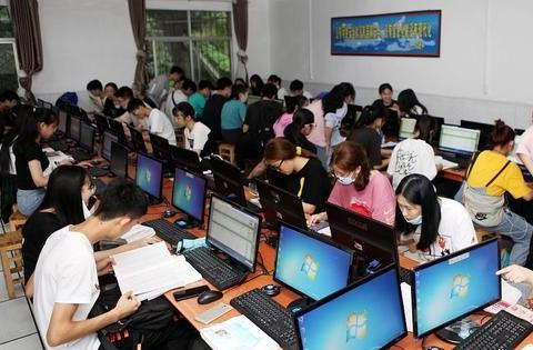 太古里最近展会 0c38-79ca1fcfd2d8b0030853e0be5186ce02.jpg