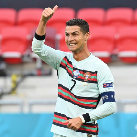 这就是我不喝可乐的效果 总裁c罗就是足球史活着的传奇|帕耶|c罗