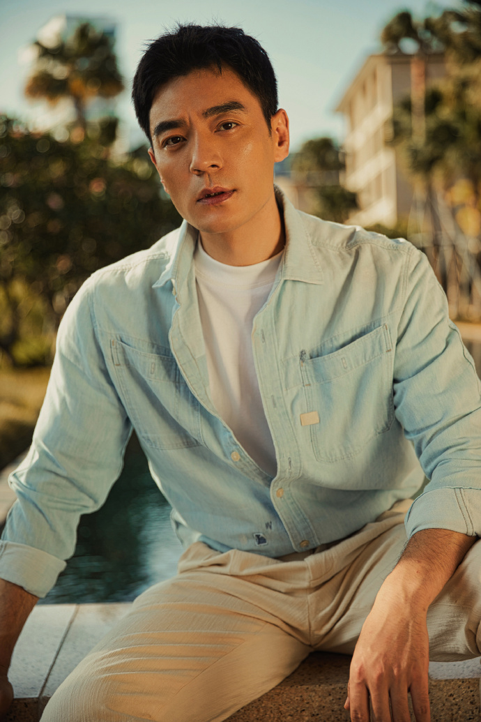 原来不是每个帅哥中年都会油腻李光洁这身材可以说是男演员标杆