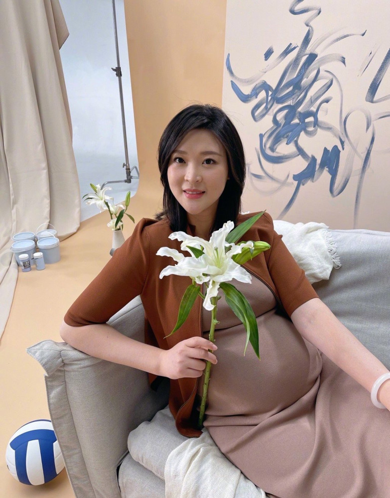 惠若琪已怀孕9月,如今肚子圆润富态十足,疑似已住院生娃|惠若琪|怀孕