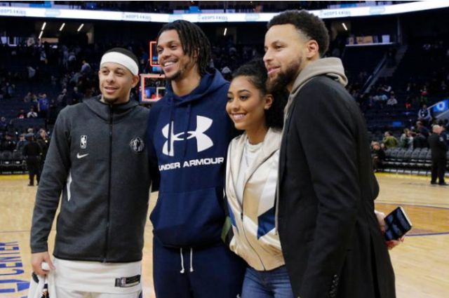 恭喜库里妹夫晒媳妇大肚孕照公布喜讯库里家族又添丁进口