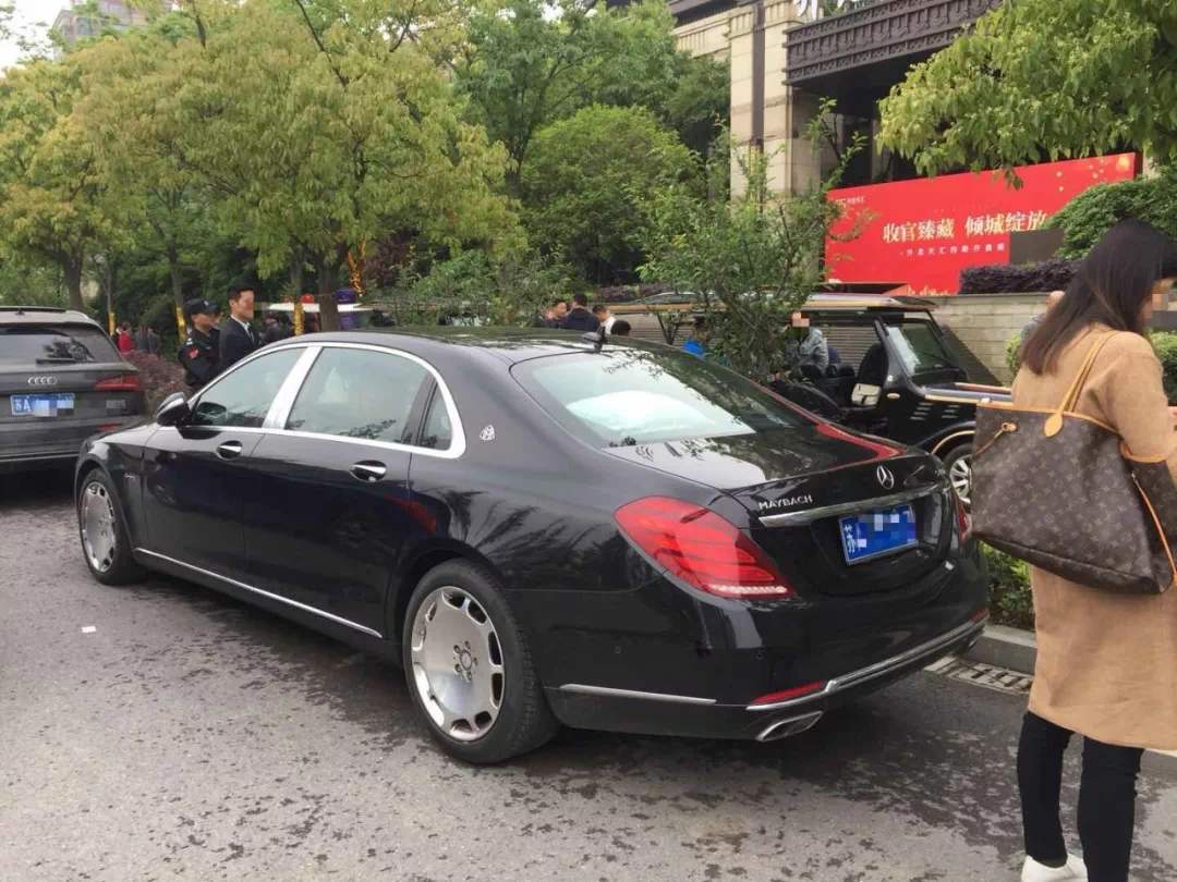 在路上开廉价车和豪车的区别,看网友真实体会