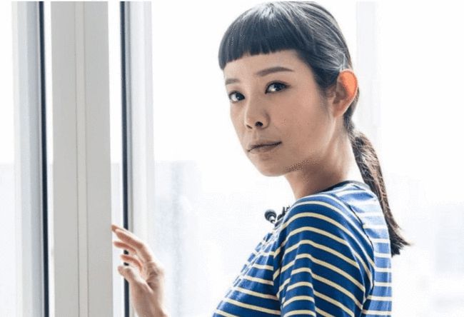 疫情下失业实力派港星杨淇转行当保安