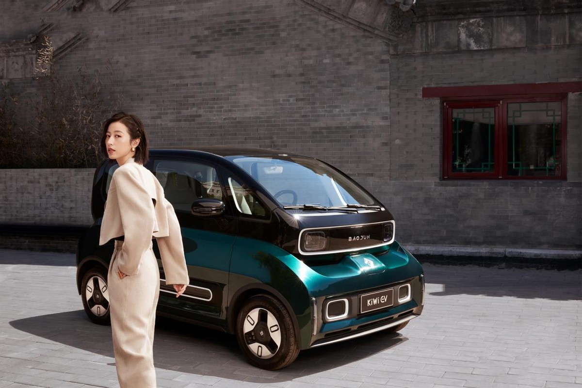 宝骏打造新时代宝马mini让人眼前一亮已斩获周雨彤认可