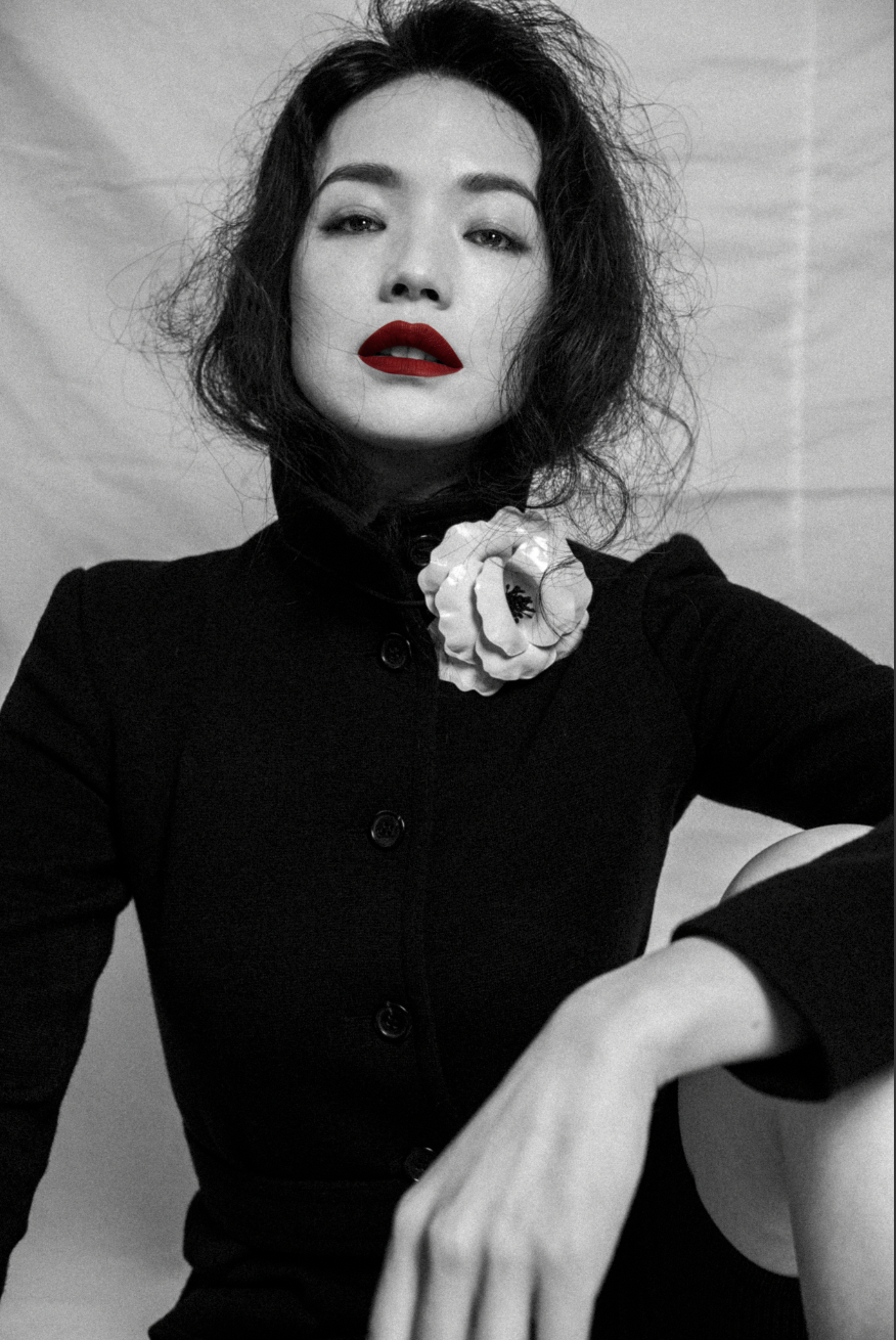 亮相上海@saintlaurent圣罗兰 "betty catroux "