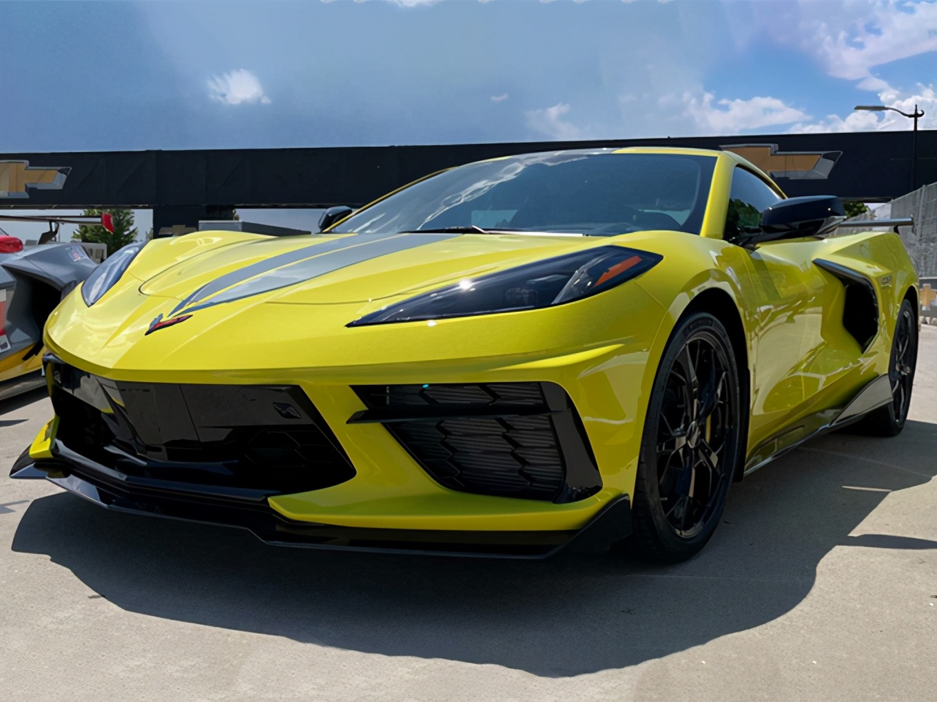 雪佛兰新款科尔维特c8正式发售