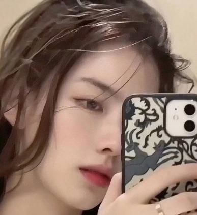 细品王思聪和孙一宁的聊天记录,终于知道,他为什么追不上孙一宁休闲区蓝鸢梦想 - Www.slyday.coM