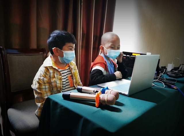 7岁男孩儿童节高兴玩耍,父母却为他体内不定时“炸弹”担心不已休闲区蓝鸢梦想 - Www.slyday.coM 7岁男孩儿童节高兴玩耍,父母却为他体内不定时“炸弹”担心不已休闲区蓝鸢梦想 - Www.slyday.coM