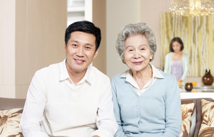 和丈母娘住在一起,是什么体验?3个女婿的话虽不好听但是实话休闲区蓝鸢梦想 - Www.slyday.coM 和丈母娘住在一起,是什么体验?3个女婿的话虽不好听但是实话休闲区蓝鸢梦想 - Www.slyday.coM