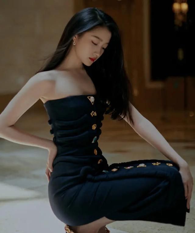 关晓彤和童瑶同框,身材对比明显,网友:看出先天条件的重要性了休闲区蓝鸢梦想 - Www.slyday.coM 关晓彤和童瑶同框,身材对比明显,网友:看出先天条件的重要性了休闲区蓝鸢梦想 - Www.slyday.coM