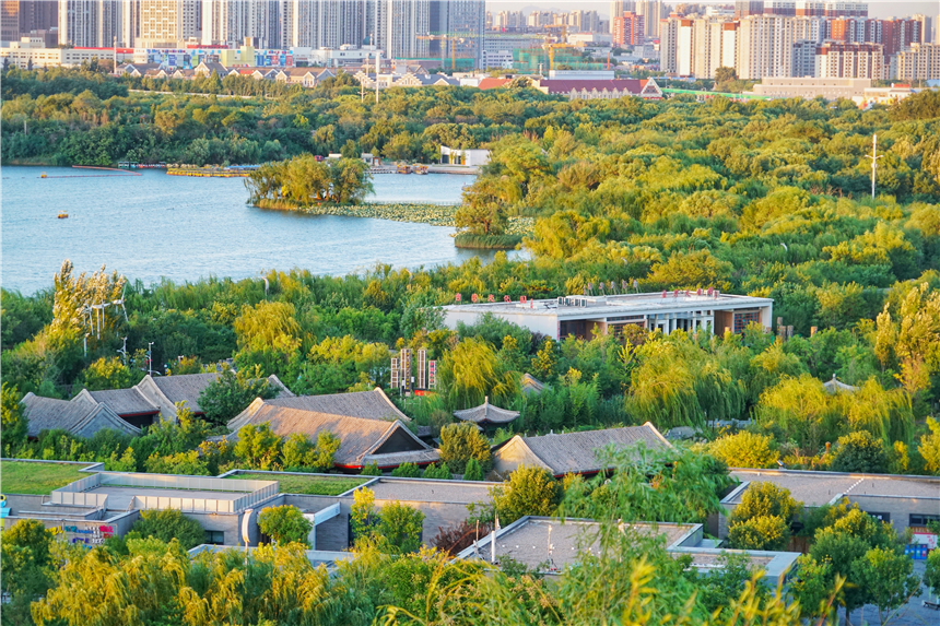 中国北方最大的城市中央公园位于河北唐山四季美景如仙境一般