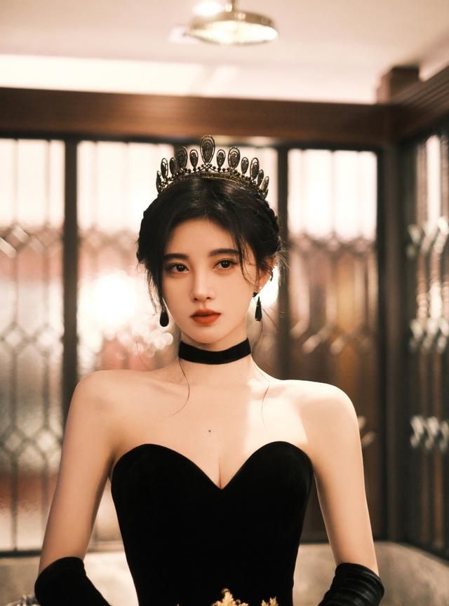 鞠婧祎晒生日大片后天练就直角肩超吸睛假货事件未影响其心情