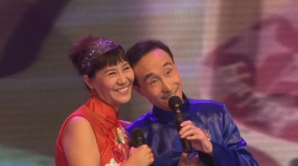 却因小品成名,与赵丽蓉多次同台演出|金珠|巩汉林|金炳昶_新浪新闻