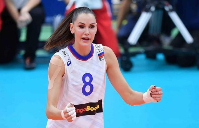 中国女排主力阵容或首尝败绩,李盈莹恐被限制,全队一传经受考验