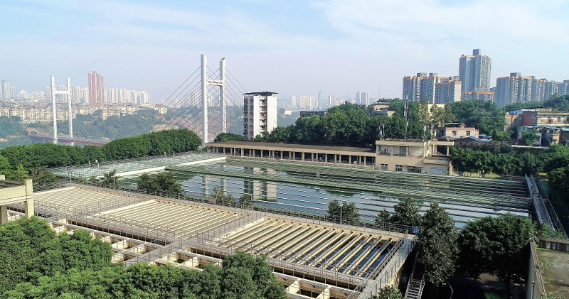 　　让市民用上“放心水”（央广网发 重庆市城市管理局供图）